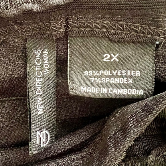 New Directions Black Textured Sleeveless Mock Neck Top – Size 2X - Picture 2 of 5